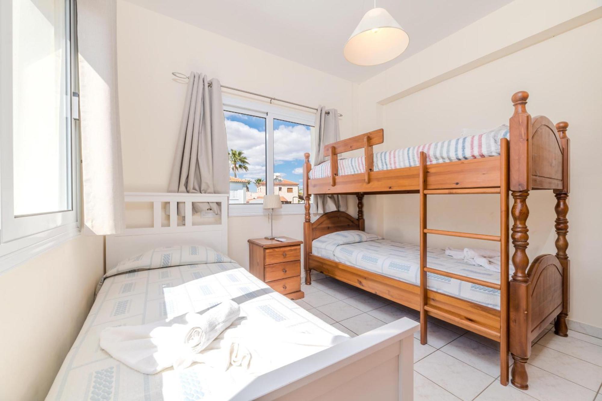 Villa Marika Heights *