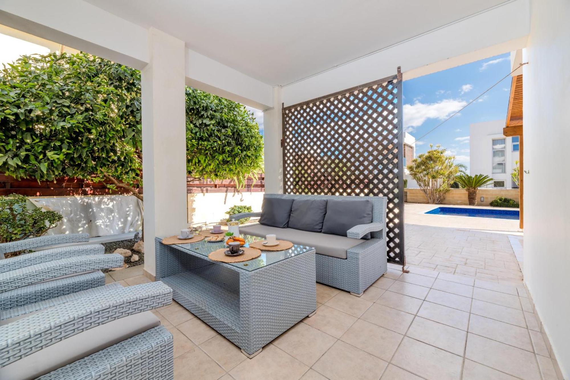 Villa Marika Heights *